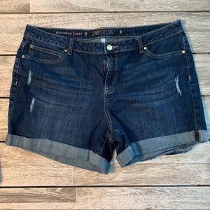 Jeniffer Lopez Boyfriend Shorts